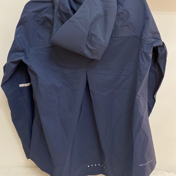 Nike Running Jacket - Picture 2 of 2